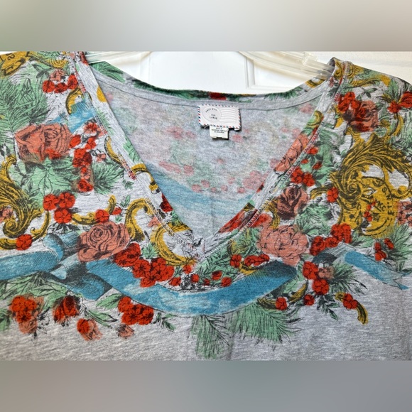 Anthropologie Postage Stamp Gray Floral V Neck Jersey T Shirt Large Bohemian - Picture 3 of 9